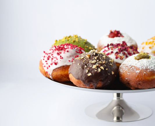 Tłusty Czwartek, czyli historia, tradycje i najpopularniejsze pączki w Polsce